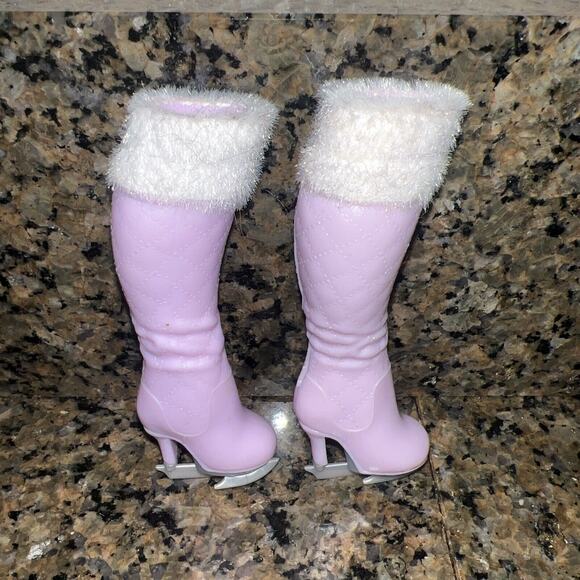 Rainbow High Doll Shoes Lot Of 5 Ice Skate Boots High Tops Monroe Satin Heels - Picture 2 of 12